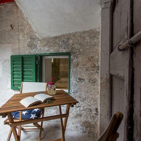 Studio Apartman "Brce" Kaštela Exteriér fotografie