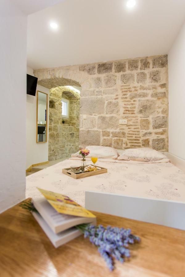 Studio Apartman "Brce" Kaštela Exteriér fotografie