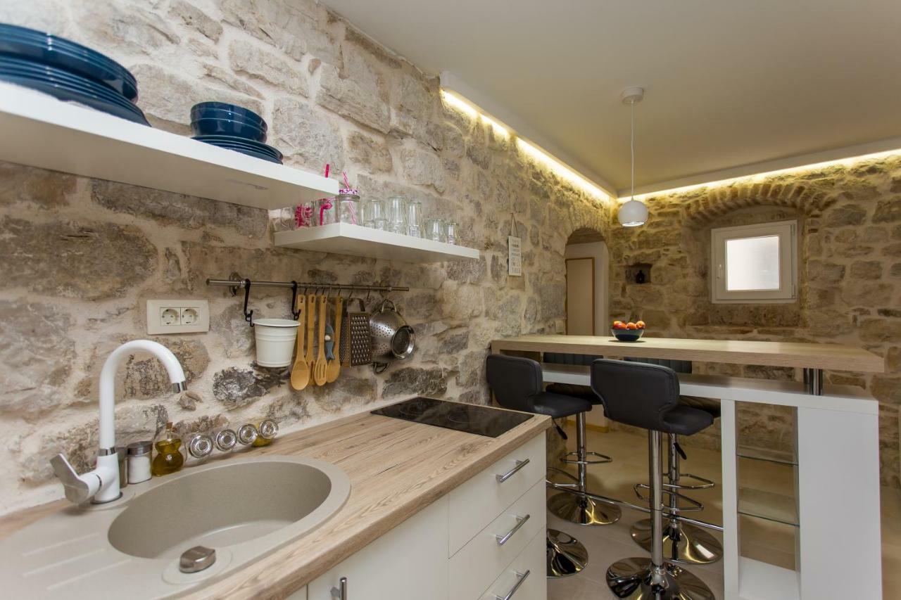 Studio Apartman "Brce" Kaštela Exteriér fotografie