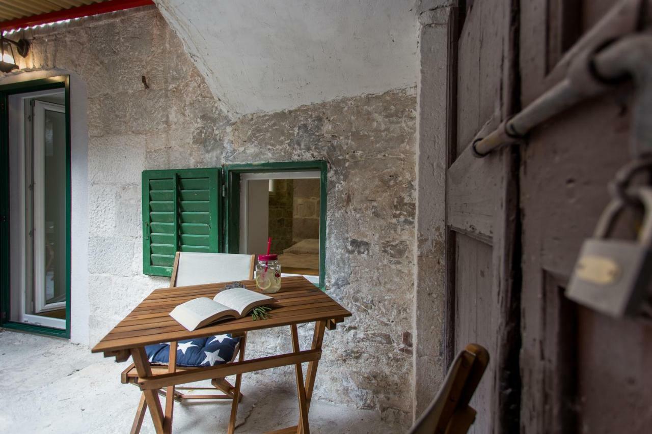 Studio Apartman "Brce" Kaštela Exteriér fotografie